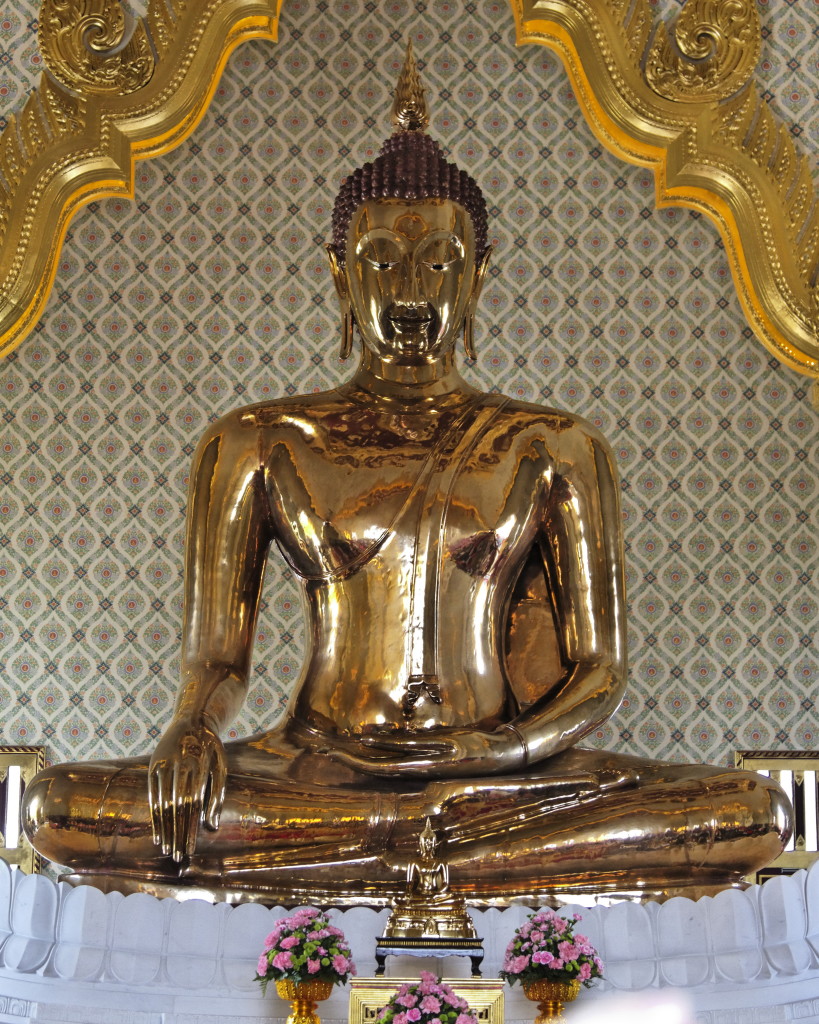 Phra_Buddha_Maha_Suvarna_Patimakorn,_Wat_Trai_Mit,_Bangkok